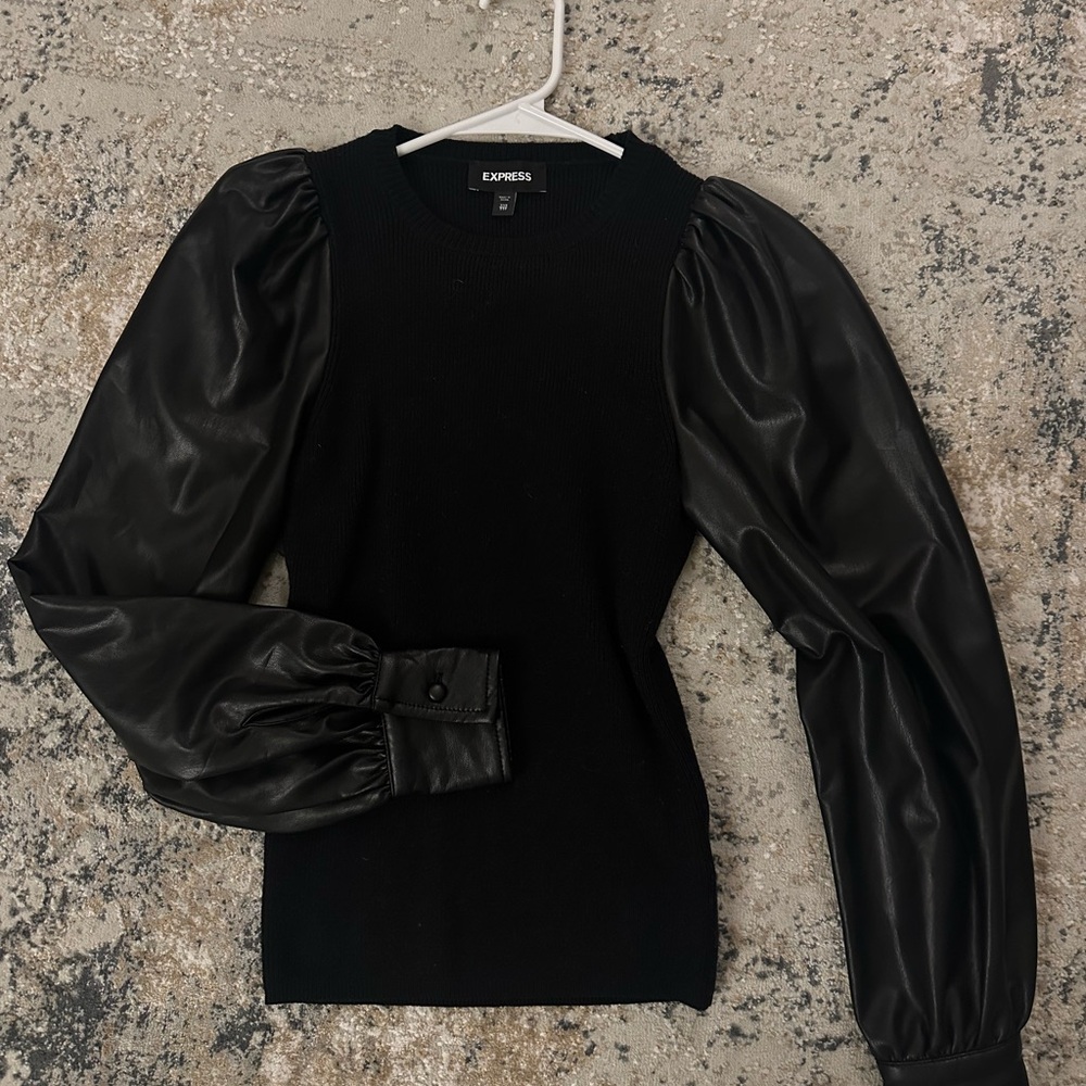 Express Black Puff Sleeve Top